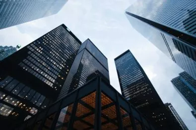 Le ministre des Finances a exhorté les grandes entreprises à ne pas verser de dividendes cette année
