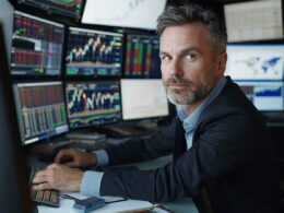 Trading options : stratégies et techniques pour réussir sur les marchés financiers